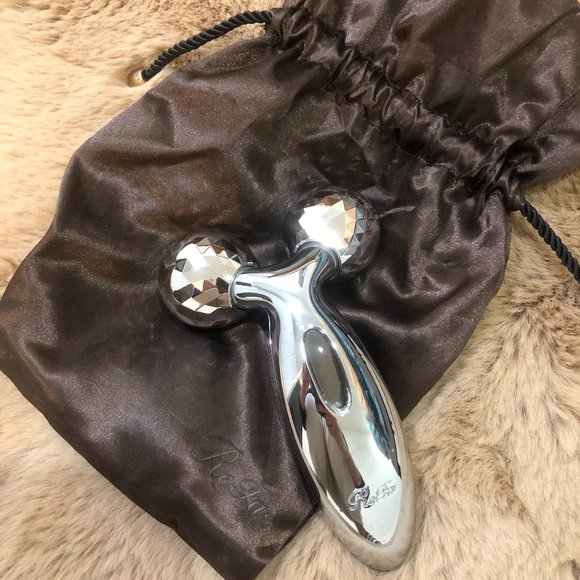 Silver 3D Facial Roller Skincare Tool - Picture 2 of 7